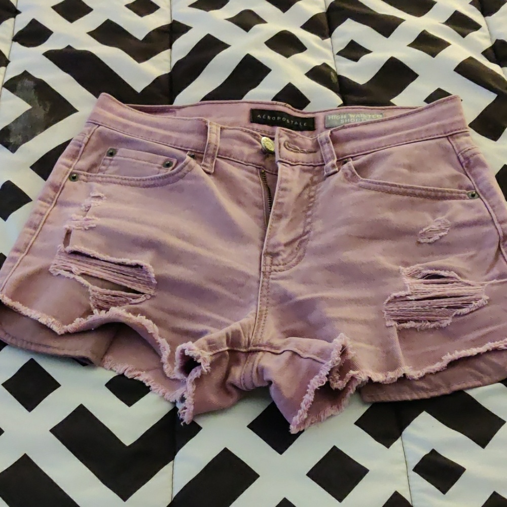 Shorts - Picture 3 of 4